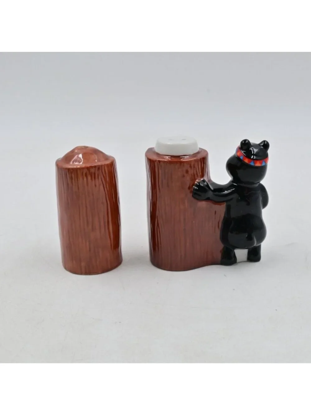 Hamm's Beer Indian Bear Totem Pole Salt & Pepper Shakers Vintage
